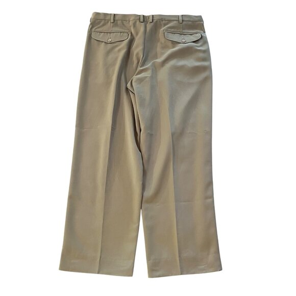 Mens L.L. Bean Khaki Pleated Front Dress Pants Zippered Pockets 40W 32L - Picture 1 of 6
